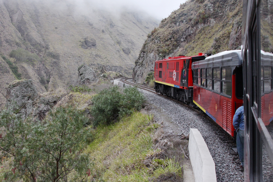 Путешествие по Эквадору. Дни 16, 17, 18. (25, 26, 27 декабря). Riobamba, Alausi, Cuenca.